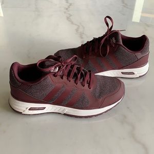 Adidas neo cloudfoam ultra footbed sneaker. Size 8